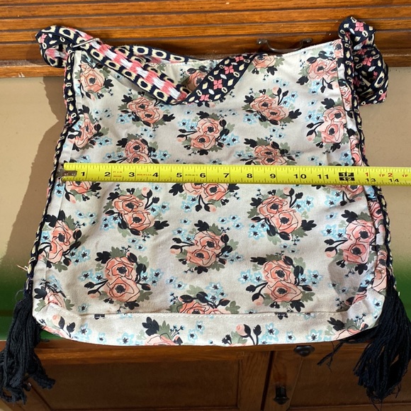 Floral Large Crossbody Bag. Anthropology. - Picture 5 of 5
